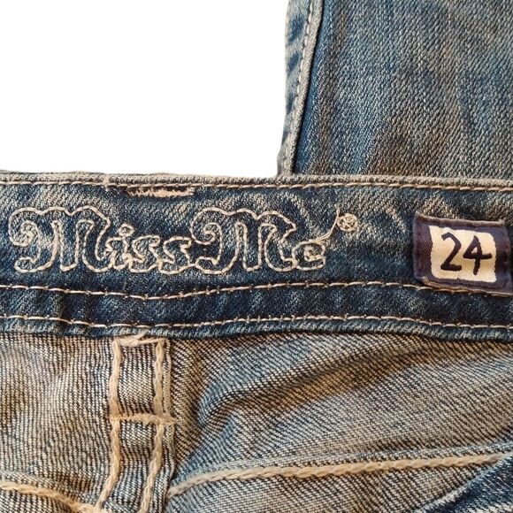 Miss Me Aztec Crop Jeans - Picture 10 of 12